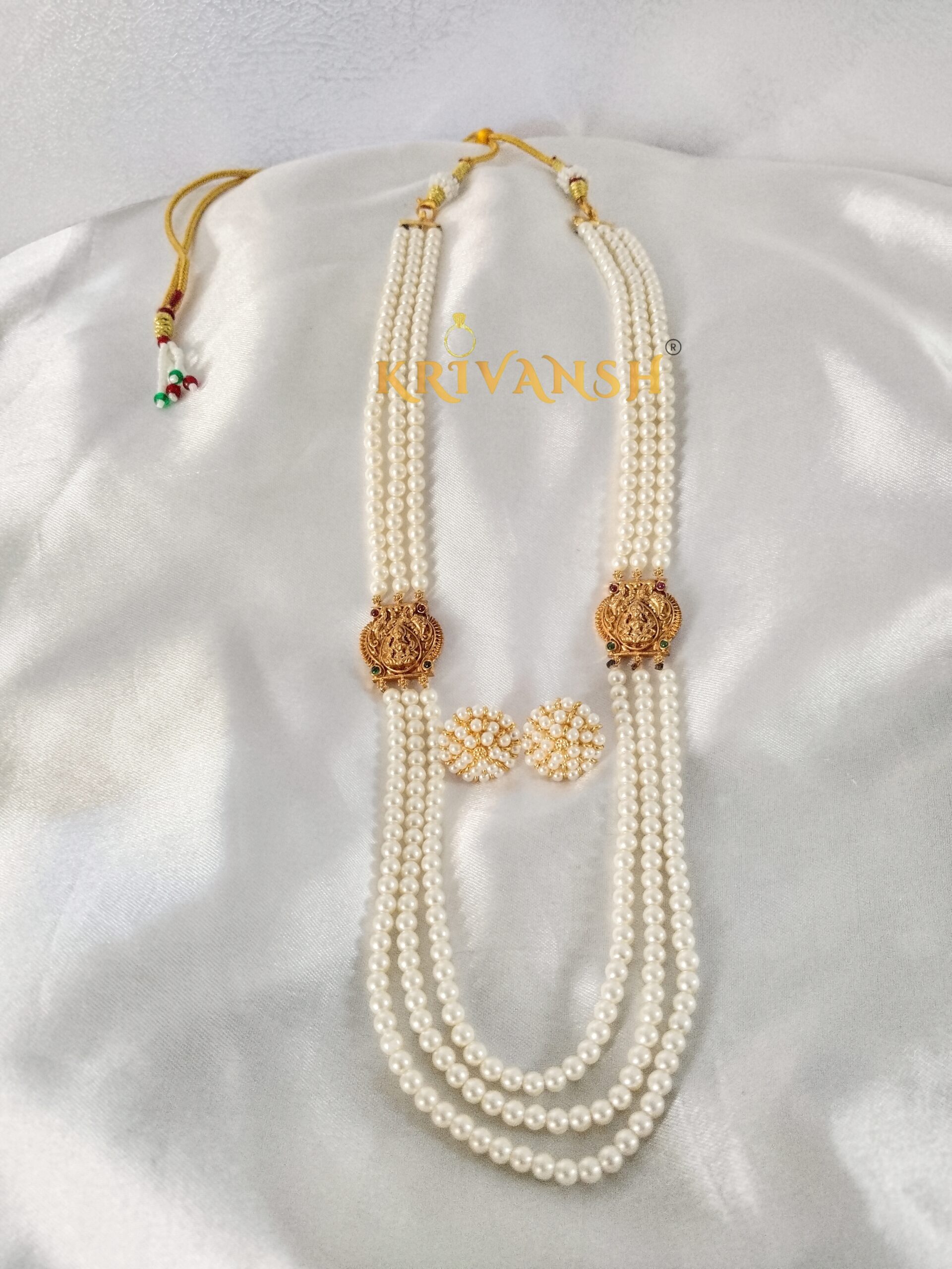 3 Layer Pearls Lakshmi Necklaceset